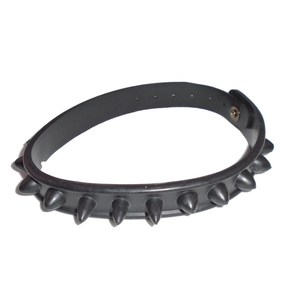 Black Rubber Spiked Choker Spike Closure NEW - Picture 1 of 7